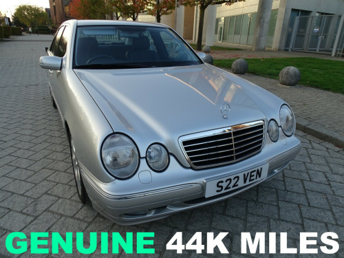 Mercedes-Benz E-Class E320 3.2 E320 CDI Avantgarde Saloon 4dr Diesel Automatic (207 g/km, 194 bhp)