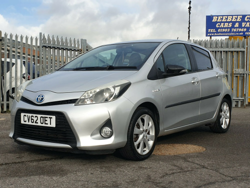 Toyota Yaris  1.5 VVT-h T Spirit Hatchback 5dr Petrol Hybrid CVT Euro 5 (101 ps)