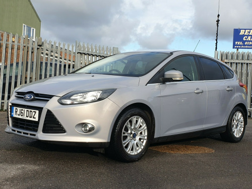 Ford Focus  1.6 Titanium Hatchback 5dr Petrol Manual Euro 5 (125 ps)