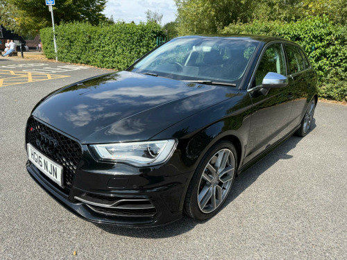 Audi S3  2.0 TFSI Sportback S Tronic quattro Euro 6 (s/s) 5dr (Nav)