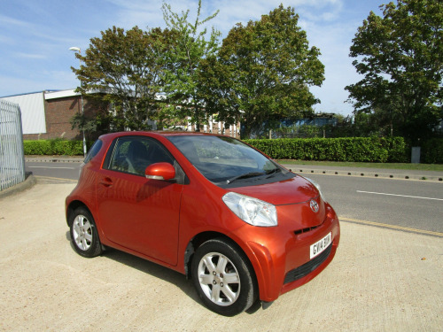 Toyota iQ  VVT-I IQ 3-Door (20 Pound Road Tax, ULEZ Compliant)