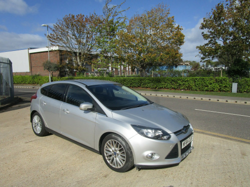 Ford Focus  1.6 TDCi Zetec Navigator Hatchback 5dr Diesel Manual Euro 5