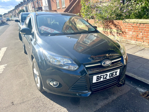 Ford Focus  1.6 125 Zetec 5dr