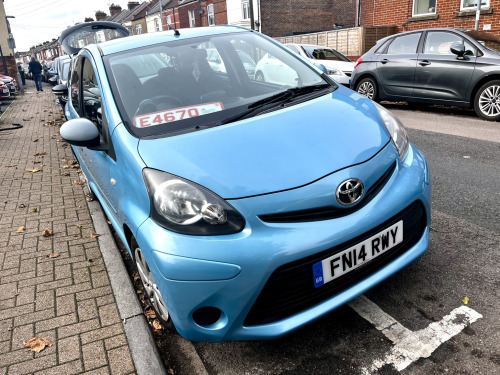 Toyota AYGO  1.0 VVT-i Move 5dr