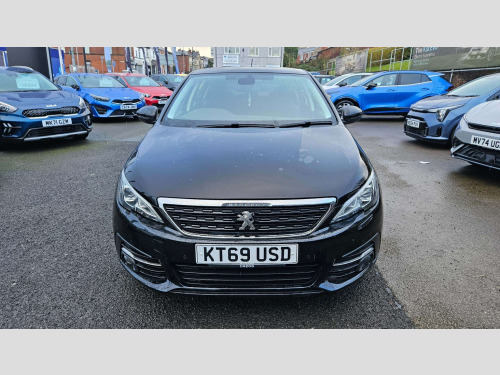 Peugeot 308  1.2 PureTech 110 Allure 5dr [6 Speed]