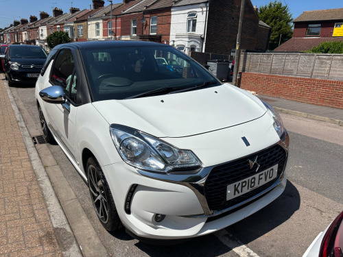 DS DS 3  1.2 PureTech 82 Connected Chic 3dr