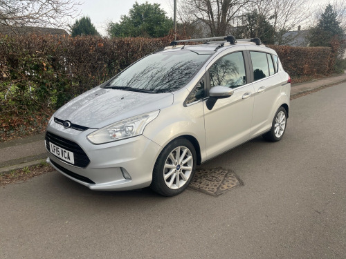 Ford B-Max  TITANIUM 5-Door