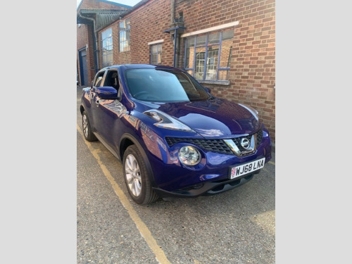 Nissan Juke  TEKNA XTRONIC 5-Door