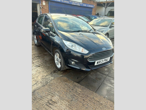 Ford Fiesta  1.0 Zetec Hatchback 5dr Petrol Manual Euro 5 (s/s) (80 ps) 