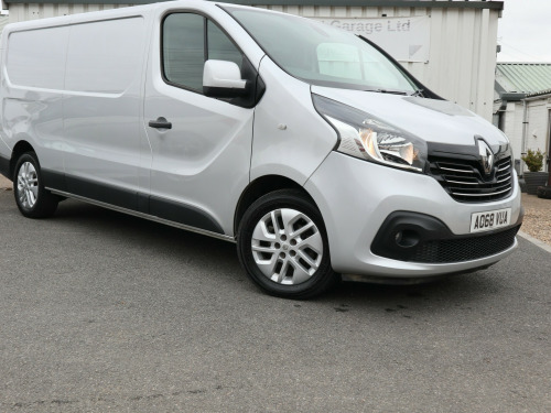 Renault Trafic  1.6 dCi ENERGY 29 Sport Nav Panel Van 5dr Diesel Manual LWB Standard Roof E