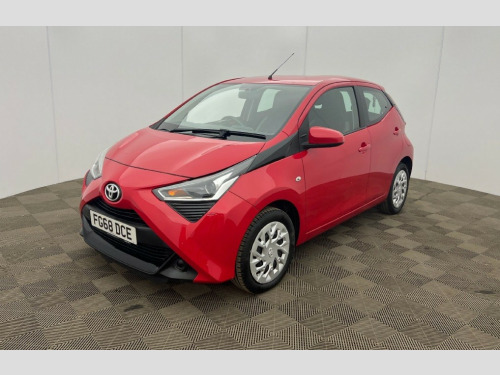 Toyota AYGO  1.0 VVT-i x-play Hatchback 5dr Petrol Manual Euro 6 (71 ps)