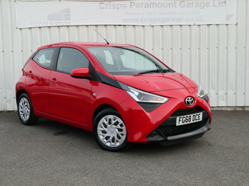 Toyota AYGO  1.0 VVT-i x-play Hatchback 5dr Petrol Manual Euro 6 (71 ps) 