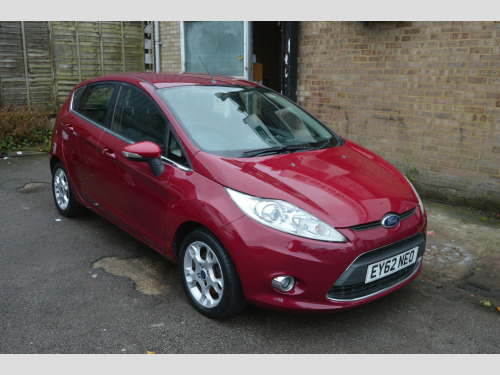 Ford Fiesta  ZETEC 16V 5-Door