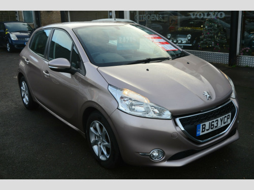 Peugeot 208  1.2 VTi Active Hatchback 5dr Petrol Manual Euro 5 (82 ps)