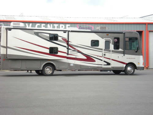 Coachmen Mirada  american motorhome rv.  BUNKHOUSE MODEL.Price is Plus V.A.T.