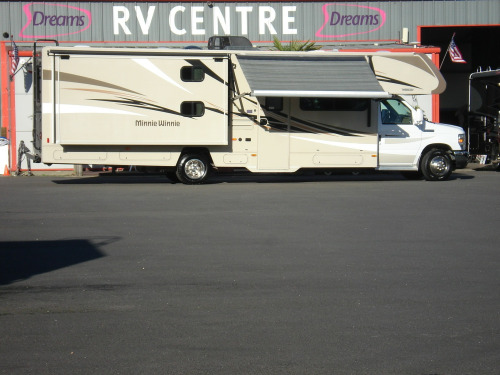 Toyota Minnie Winnie 31B  american motorhome rv BUNKHOUSE MODEL