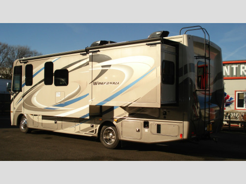 Thor Windsport 27B  AMERICAN MOTOR HOME RV ..