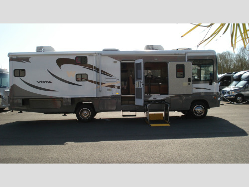 Toyota Vista  American motorhome R.V. Disabled Wheel chair access