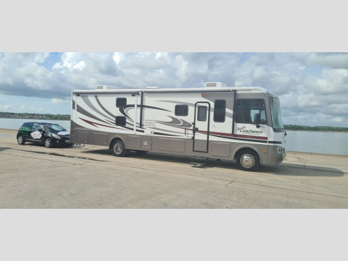 Coachmen Mirada  american motorhome rv.  BUNKHOUSE MODEL.Price is Plus V.A.T. Exemptions  ca