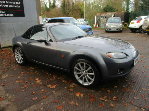 Mazda MX-5  SPORT 2-Door