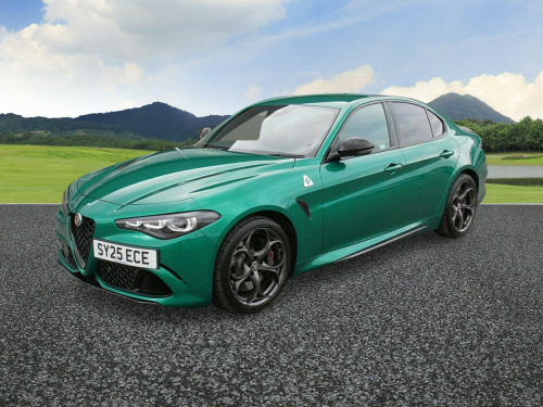 Alfa Romeo Giulia  V6 Bi Turbo Quadrifoglio  