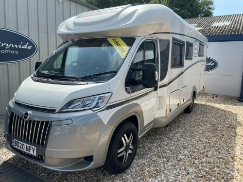 Carthago Chic C-Line  ** 5.0 QB ** ISLAND BED ** AUTOMATIC **
