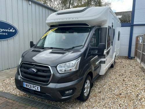 Auto-Trail F-Line F72  AUTOMATIC - 4 BERTH & 4 BELTS 