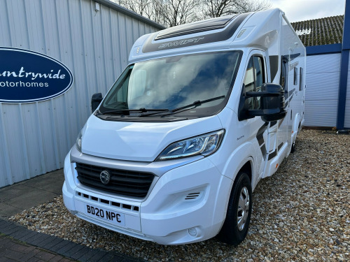 Suzuki Escape 694  ISLAND BED / 4 BELTS  