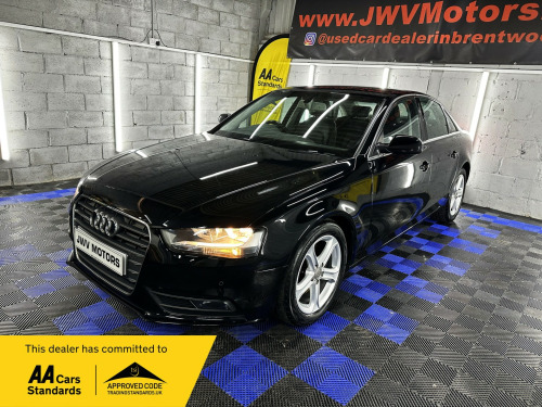 Audi A4  2.0 TDI SE Technik Saloon 4dr Diesel Manual Euro 5 (s/s) (143 ps)