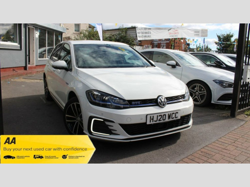 Volkswagen Golf  1.4 GTE DSG 5d 202 BHP