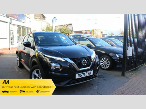 Nissan Juke  1.0 DIG-T N-Connecta SUV 5dr Petrol DCT Auto Euro 