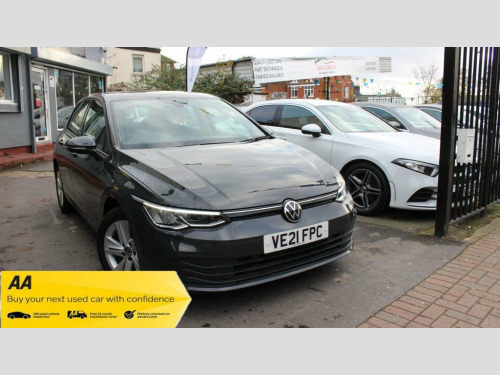 Volkswagen Golf  1.5 eTSI MHEV Life Hatchback 5dr Petrol Hybrid DSG