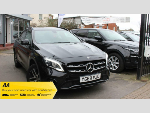 Mercedes-Benz GLA-Class GLA180 1.6 GLA180 Urban Edition SUV 5dr Petrol 7G-DCT Eur