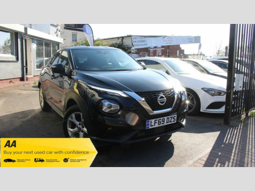 Nissan Juke  1.0 DIG-T N-Connecta SUV 5dr Petrol DCT Auto Euro 