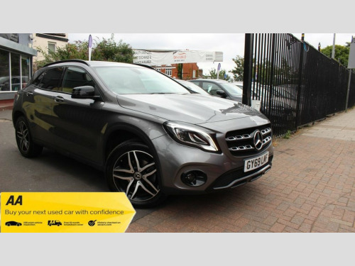 Mercedes-Benz GLA-Class GLA180 1.6 GLA180 GPF Urban Edition SUV 5dr Petrol 7G-DCT