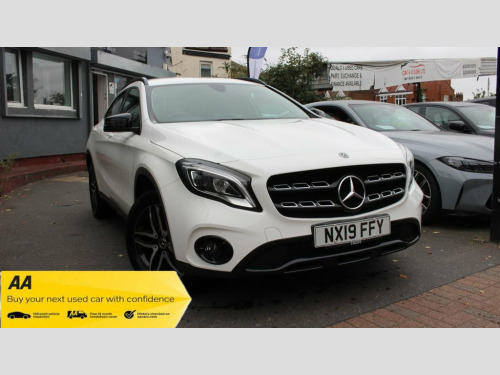 Mercedes-Benz GLA-Class GLA180 1.6 GLA180 Urban Edition SUV 5dr Petrol 7G-DCT Eur