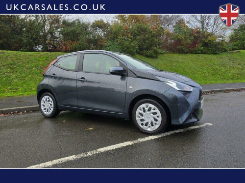 Toyota AYGO  1.0 VVT-i x-play Euro 6 5dr