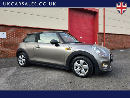 MINI Hatch  1.5 Cooper Euro 6 (s/s) 3dr