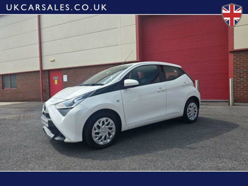 Toyota AYGO  1.0 VVT-i x-play Euro 6 5dr