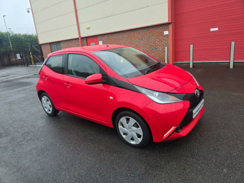 Toyota AYGO  1.0 VVT-i x-play x-shift Euro 5 5dr Euro 5