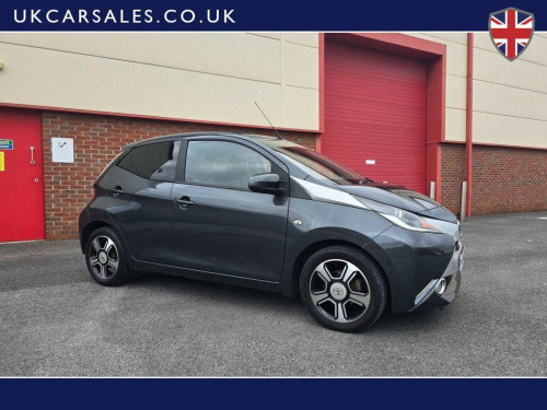 Toyota AYGO  1.0 VVT-i x-clusiv 2 x-wave Euro 6 5dr