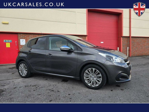 Peugeot 208  1.2 PureTech Signature Euro 6 (s/s) 5dr