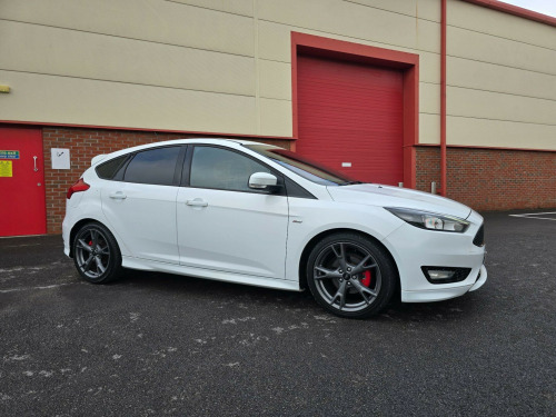 Ford Focus  1.5 TDCi ST-Line X Euro 6 (s/s) 5dr