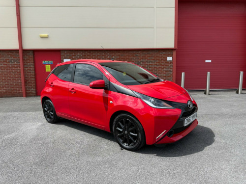 Toyota AYGO  1.0 VVT-i x-play x-shift Euro 6 5dr
