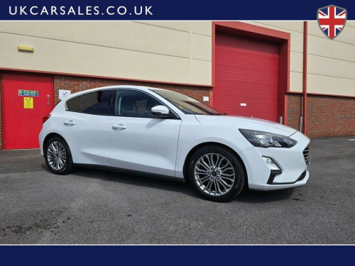 Ford Focus  1.0T EcoBoost Titanium X Euro 6 (s/s) 5dr