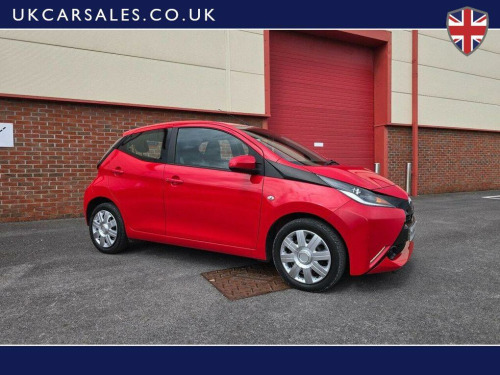 Toyota AYGO  1.0 VVT-i x-play Euro 6 5dr