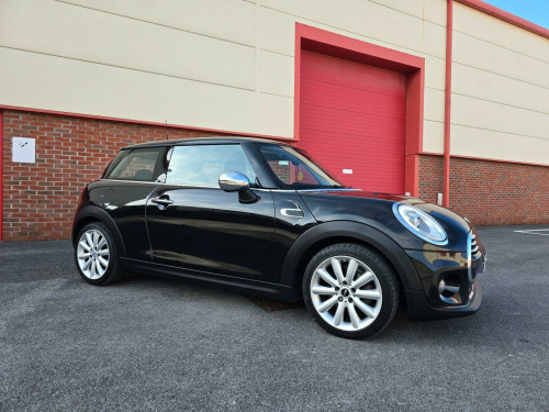 MINI Hatch  1.5 Cooper D Euro 6 (s/s) 3dr