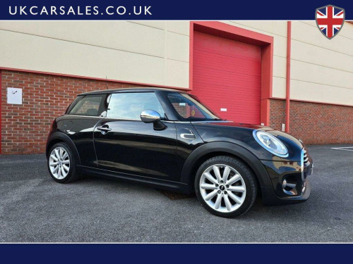 MINI Hatch  1.5 Cooper D Euro 6 (s/s) 3dr