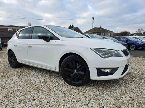 SEAT Leon  1.4 TSI FR Black Technology Euro 6 (s/s) 5dr