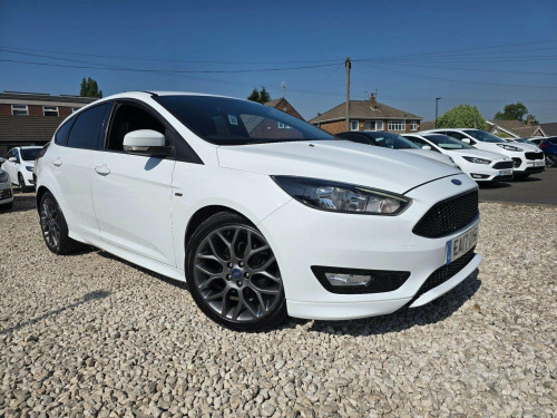Ford Focus  1.5 TDCi ST-Line Euro 6 (s/s) 5dr